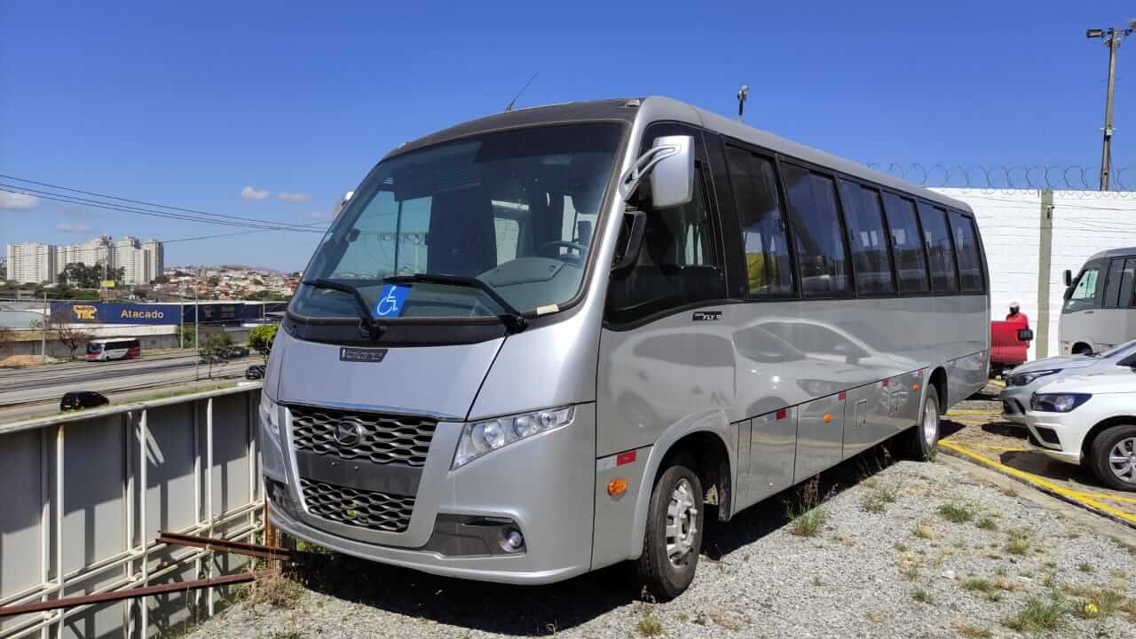 Novo micro-ônibus 2025 com 24 lugares