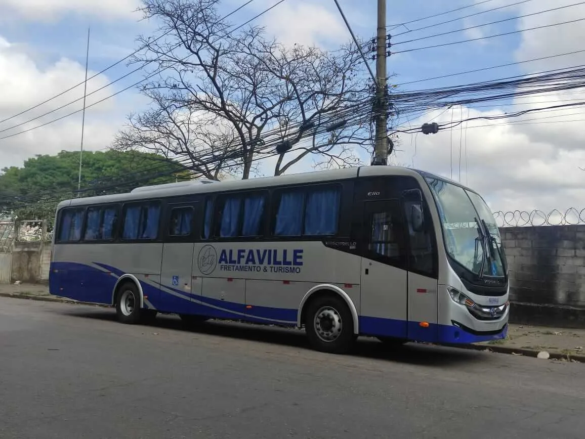 Translado para aeroporto de Confins em ônibus 40 lugares