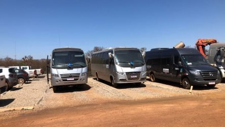 van-e-microonibus-transporte-funcionarios